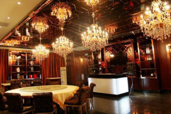 重庆美食+按摩，养生之旅双重享受